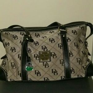 Dooney & Bourke purse